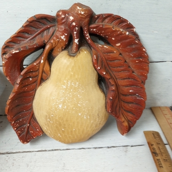 Vintage 1967 by Miller Studio Chalk Ware Yellow Apple and Pear, Wall Hanging - Picture 2 of 10
